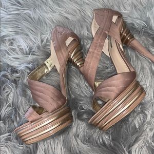 H by Halston pumps